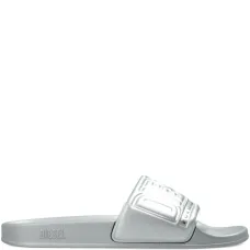 Шлёпанцы с тиснённым логотипом