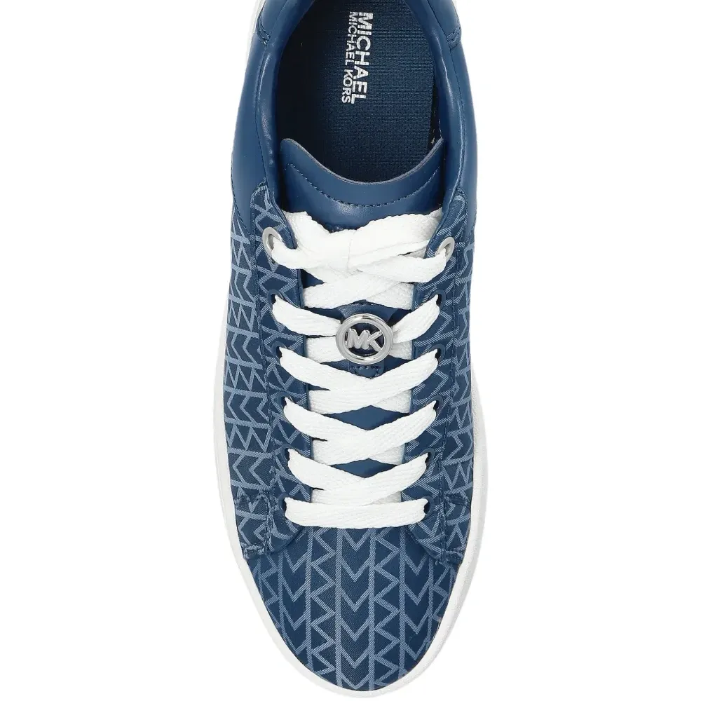 Кроссовки с узором