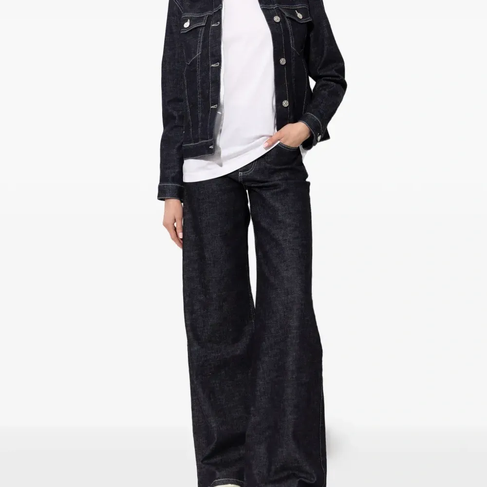 кроссовки SL 72 OG с полосками и шнуровкой