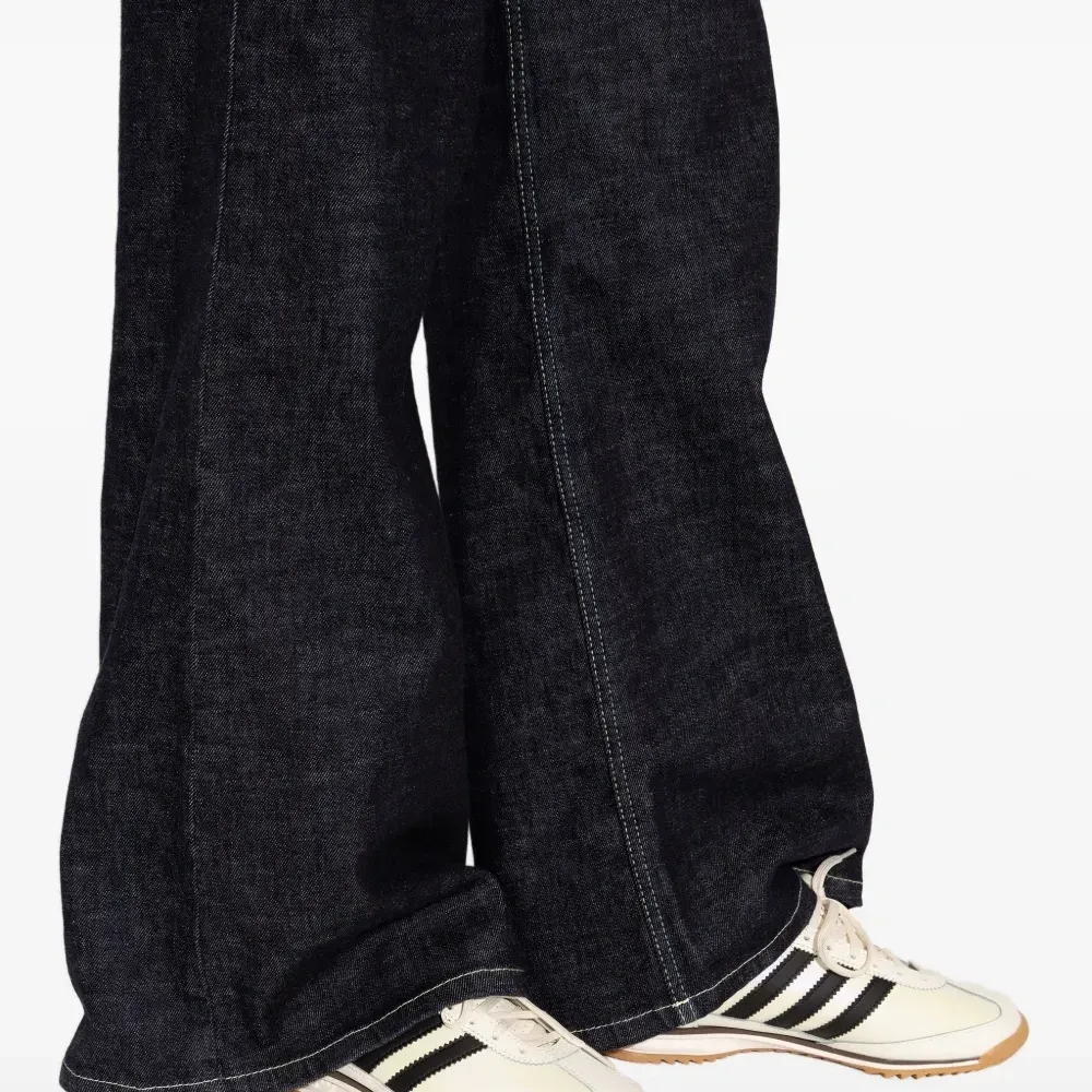 кроссовки SL 72 OG с полосками и шнуровкой