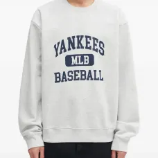 Свитшот с графическим принтом