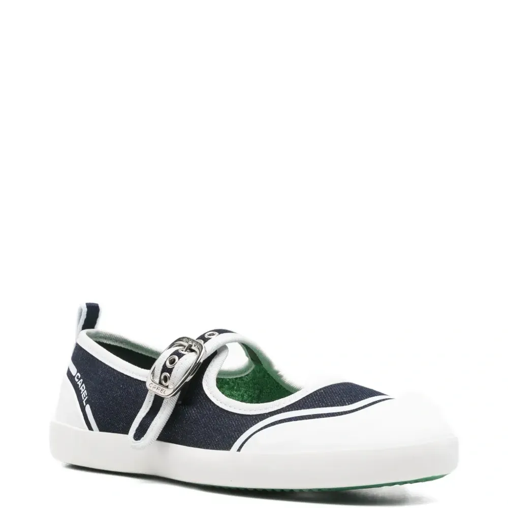 Кроссовки с ремешком-пряжкой