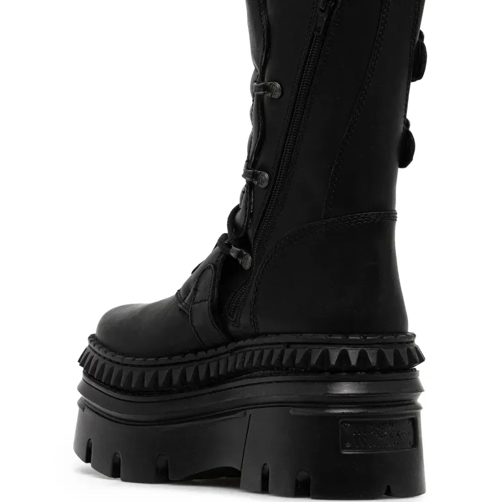 Ботинки на платформе с пряжками