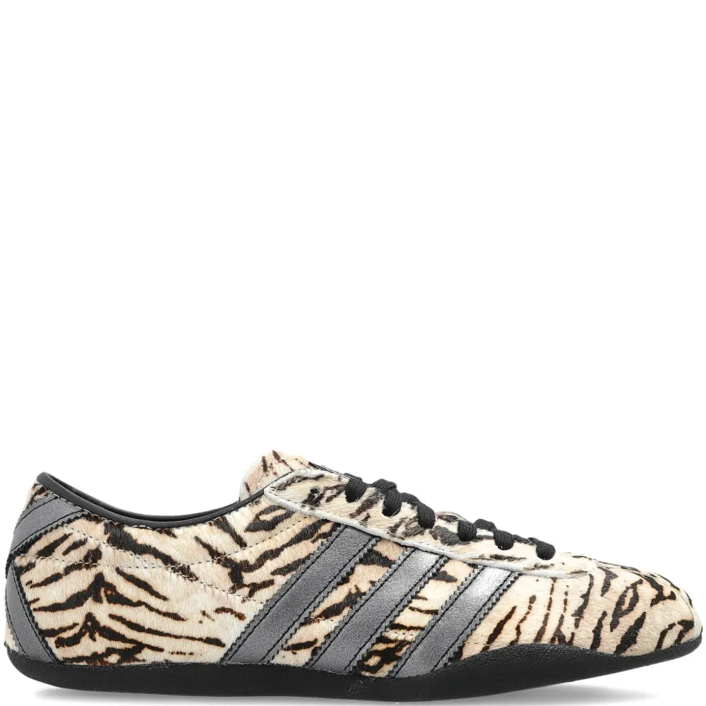 Кроссовки Tokyo на шнуровке