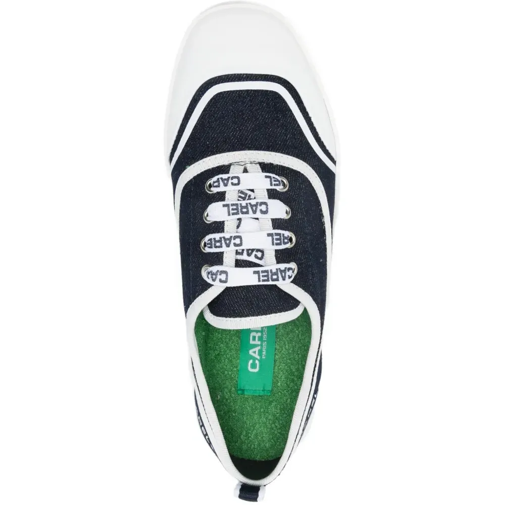 Кроссовки из джинсовой ткани