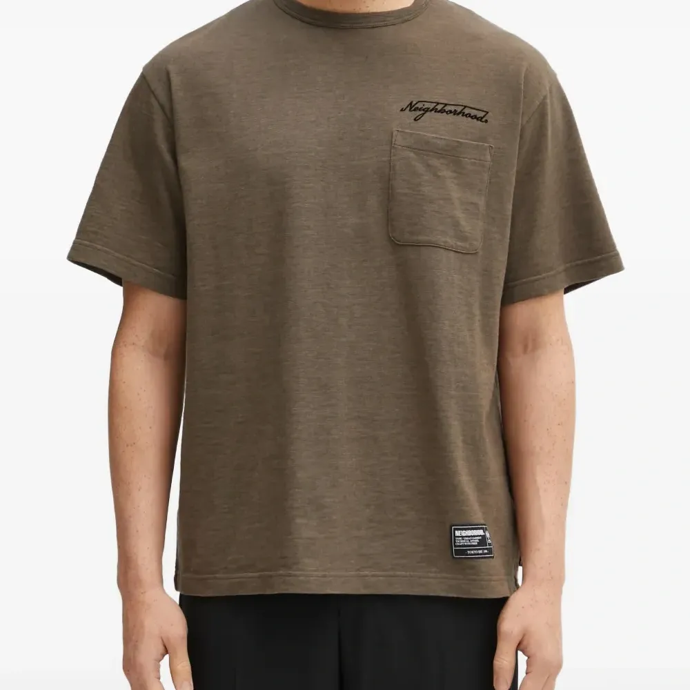 Футболка с карманом