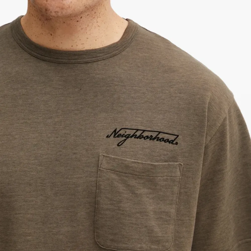 Футболка с карманом