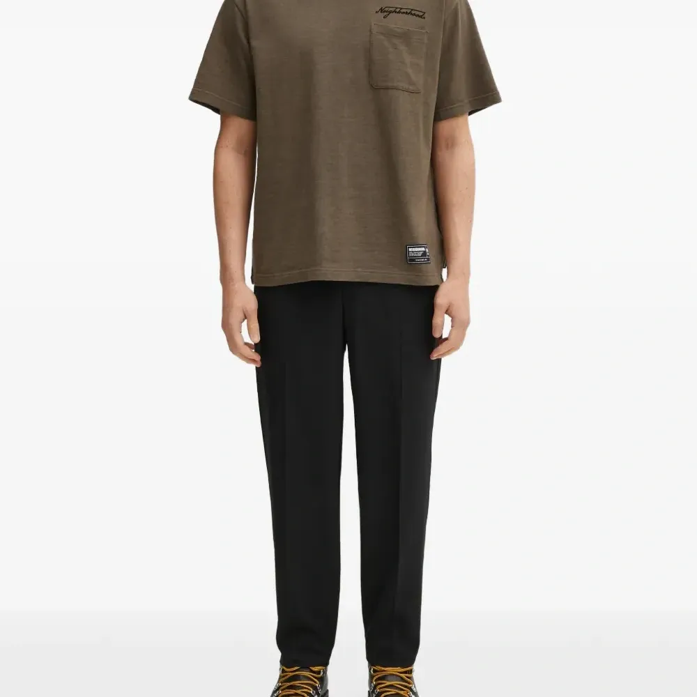 Футболка с карманом