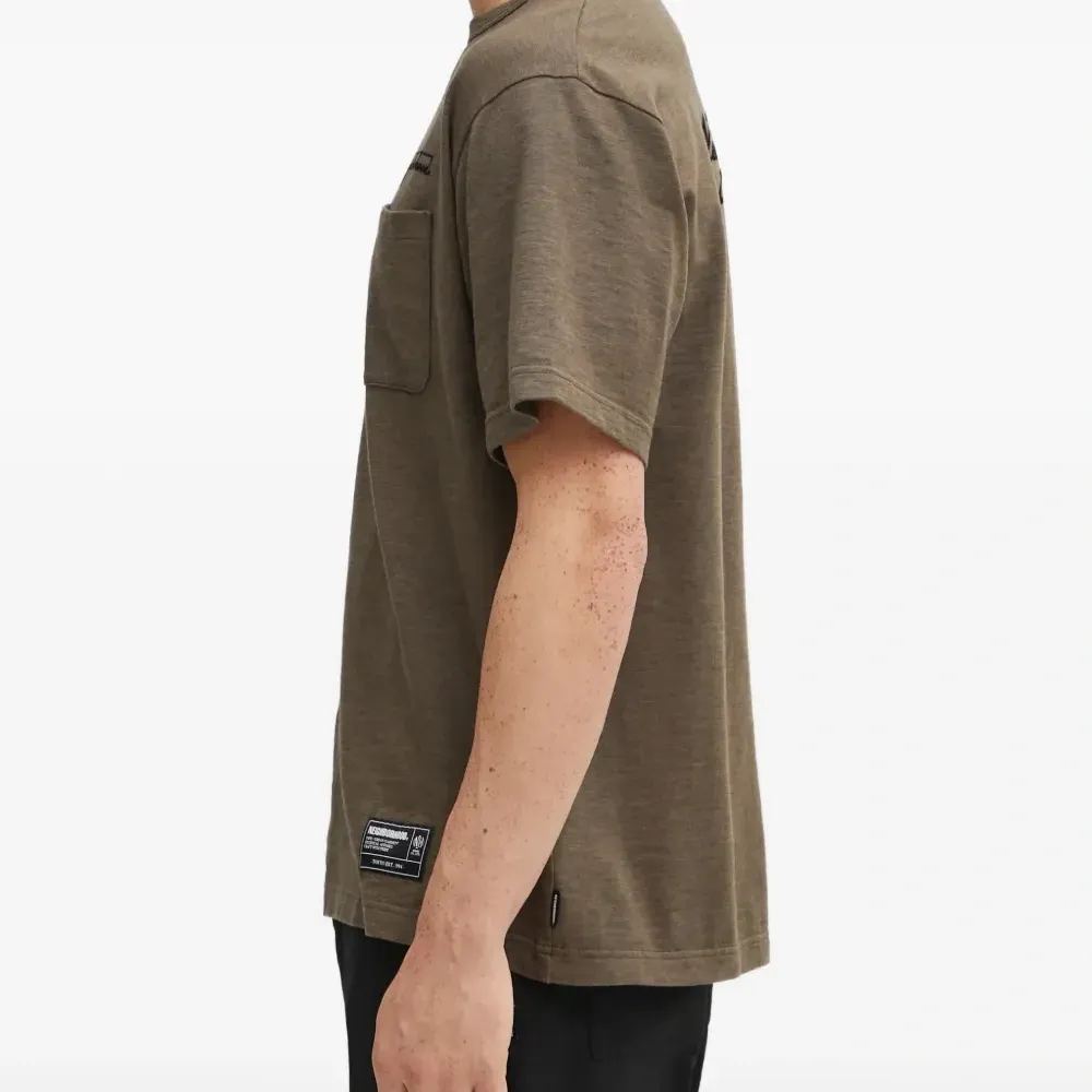 Футболка с карманом