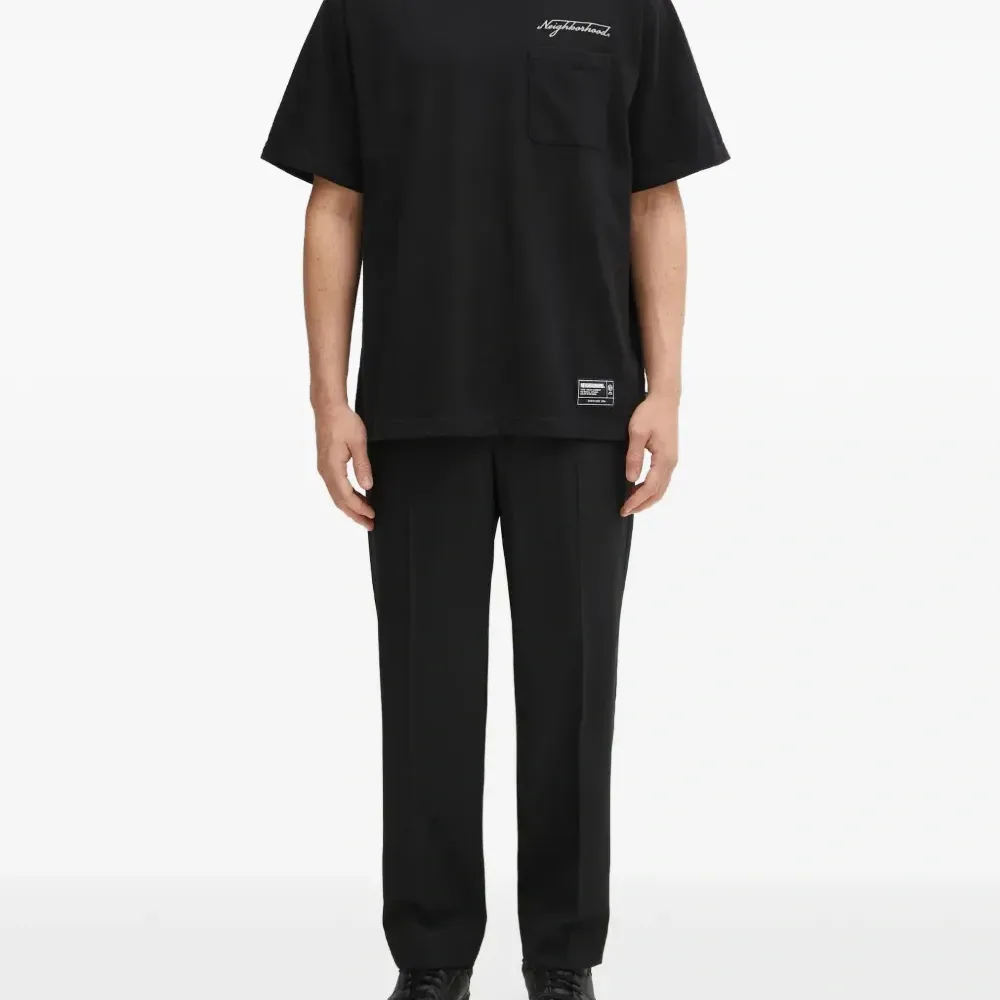 Футболка с нагрудным карманом