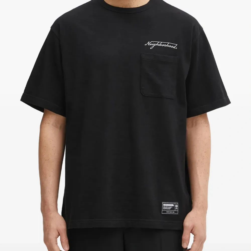 Футболка с нагрудным карманом