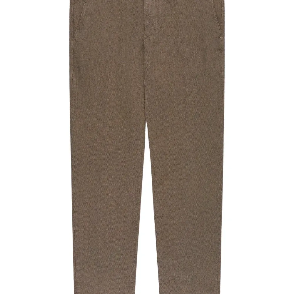 Брюки на пуговицах