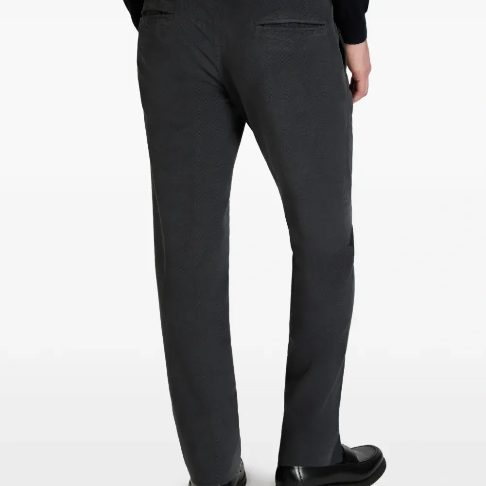 Брюки облегающего кроя