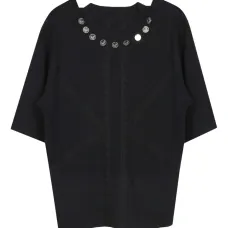 Декорированная футболка Декорированная футболка