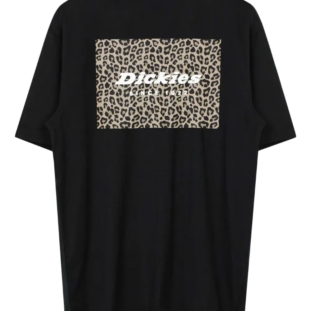 Футболка с леопардовым принтом