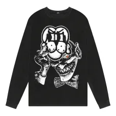 Лонгслив с принтом в виде маски