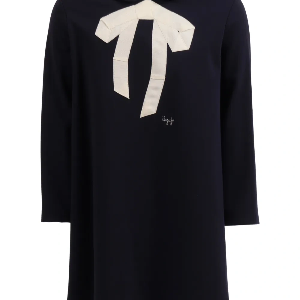 Платье с воротником и бантом