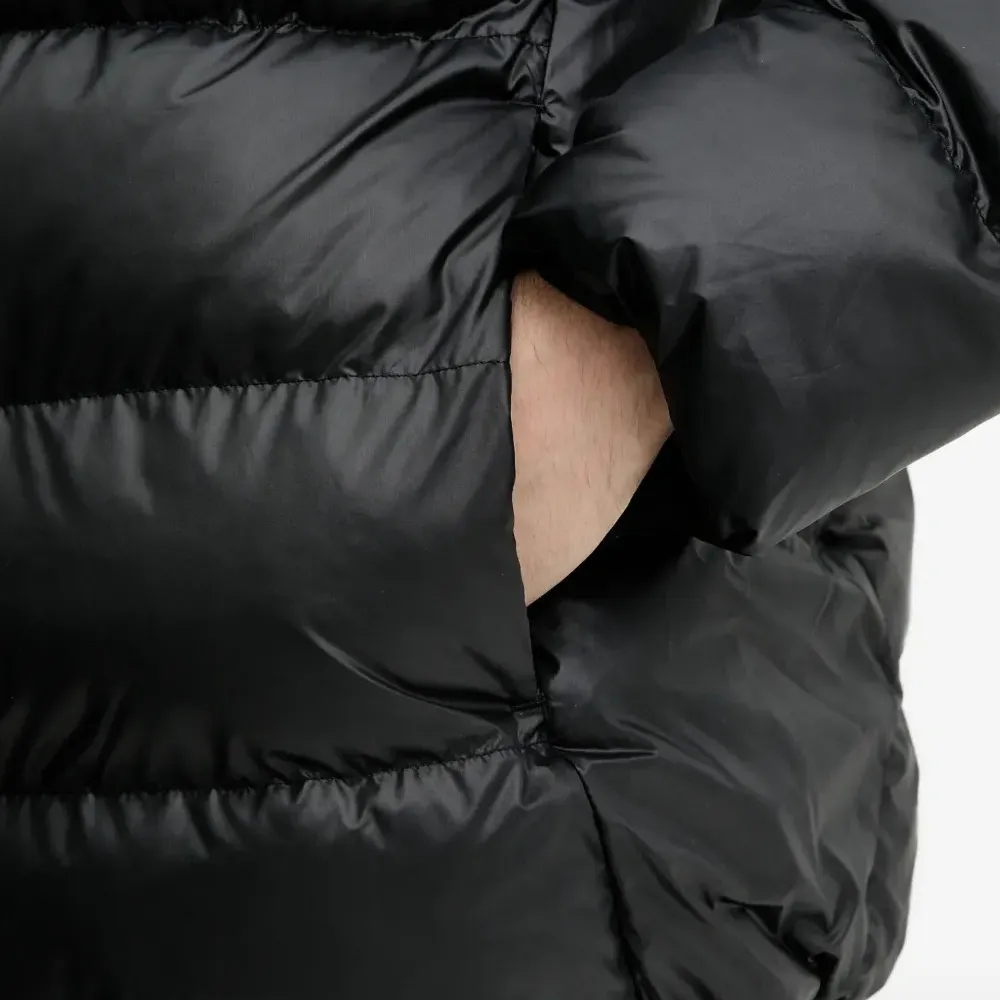 Стёганая куртка с принтом-логотипом