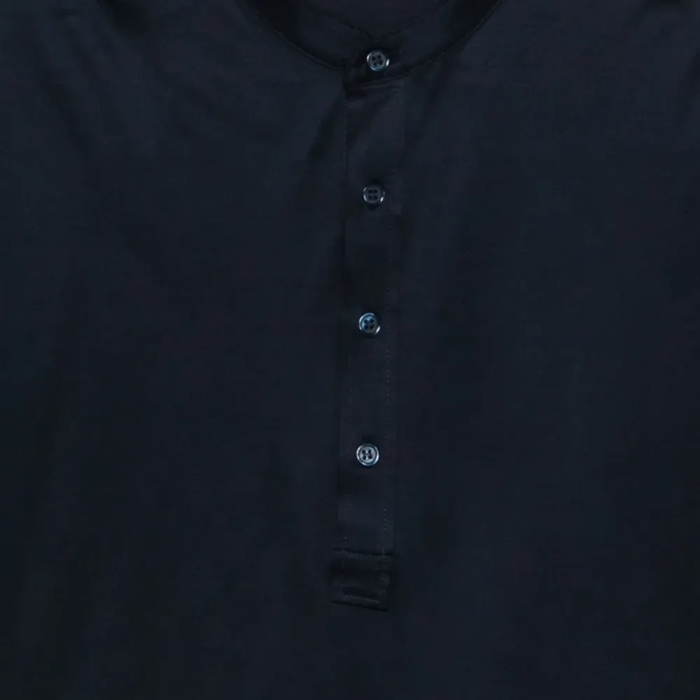 Футболка на пуговицах