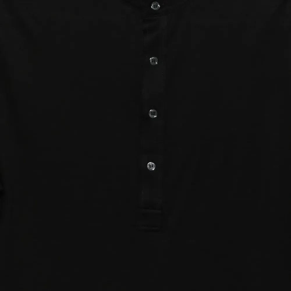 Футболка на пуговицах