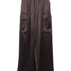 Брюки с карманами