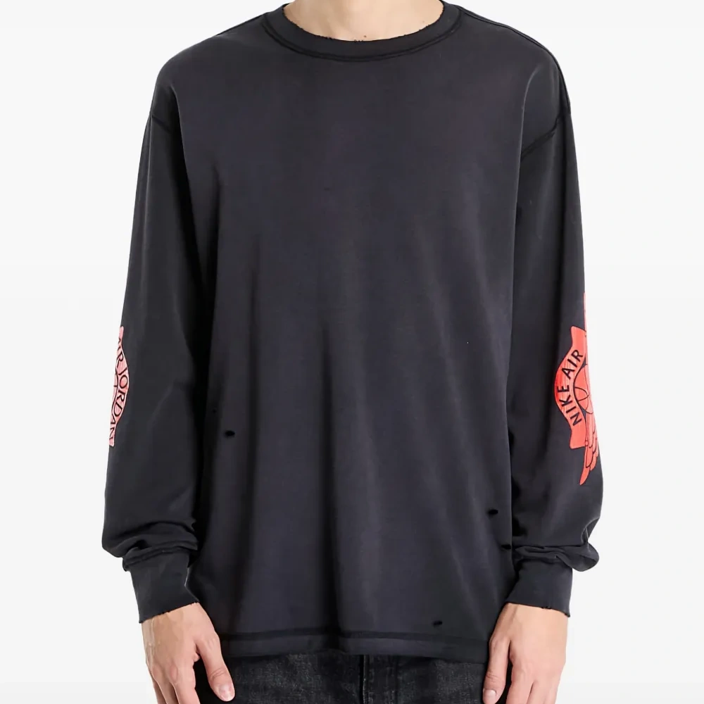 Футболка с длинными рукавами