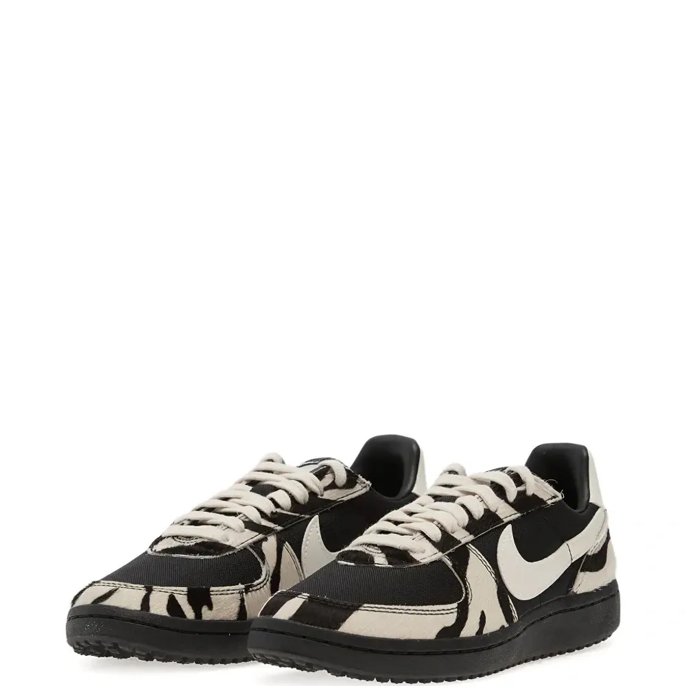 Кроссовки Field General