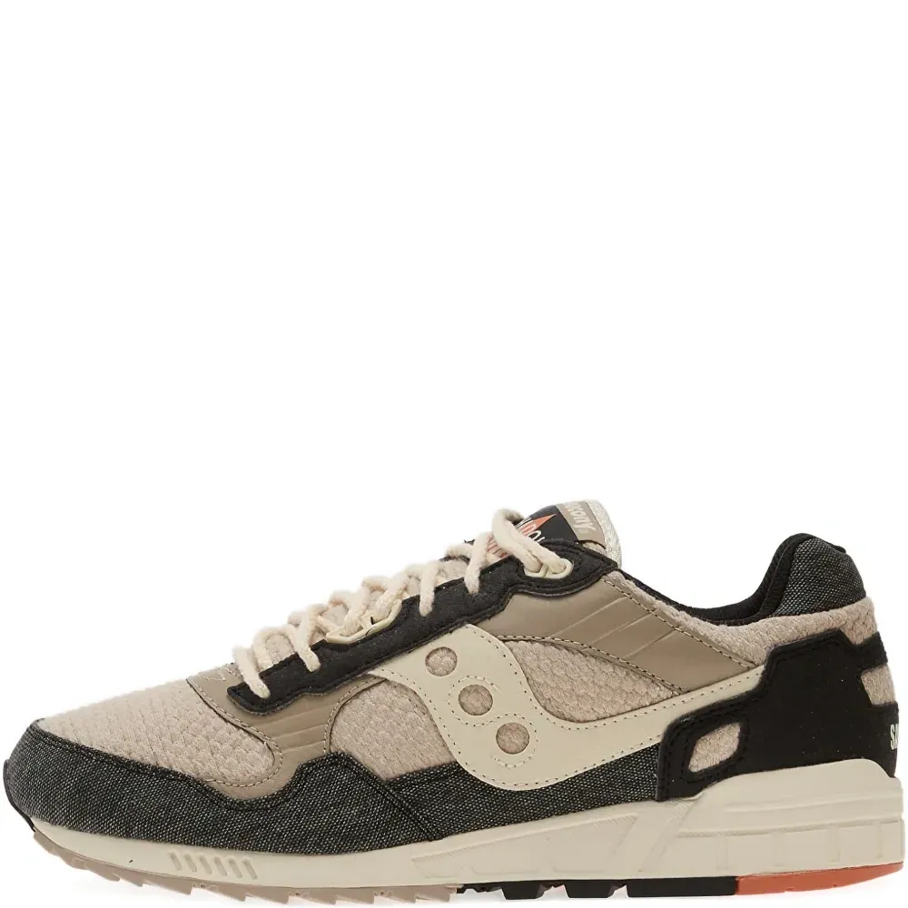 Кроссовки Shadow 5000 с панелями