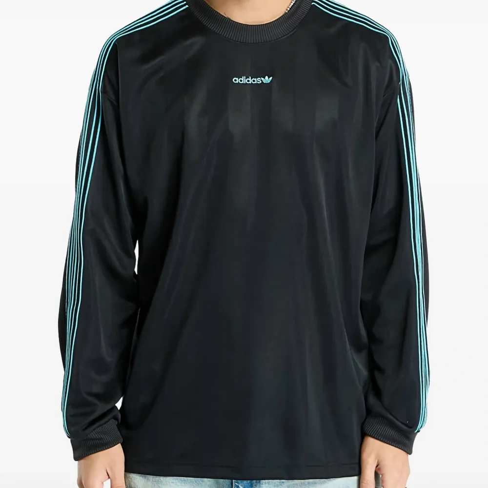 Свитшот с длинными рукавами