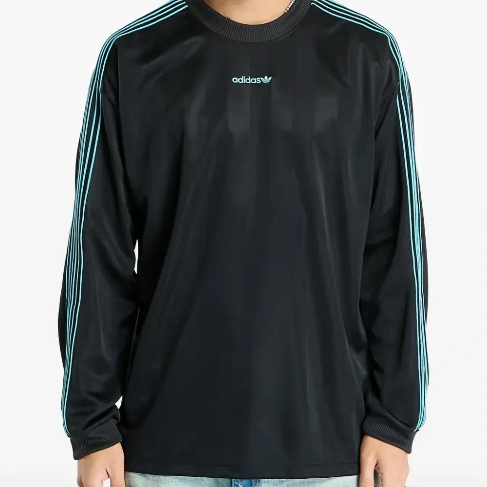 Свитшот с длинными рукавами