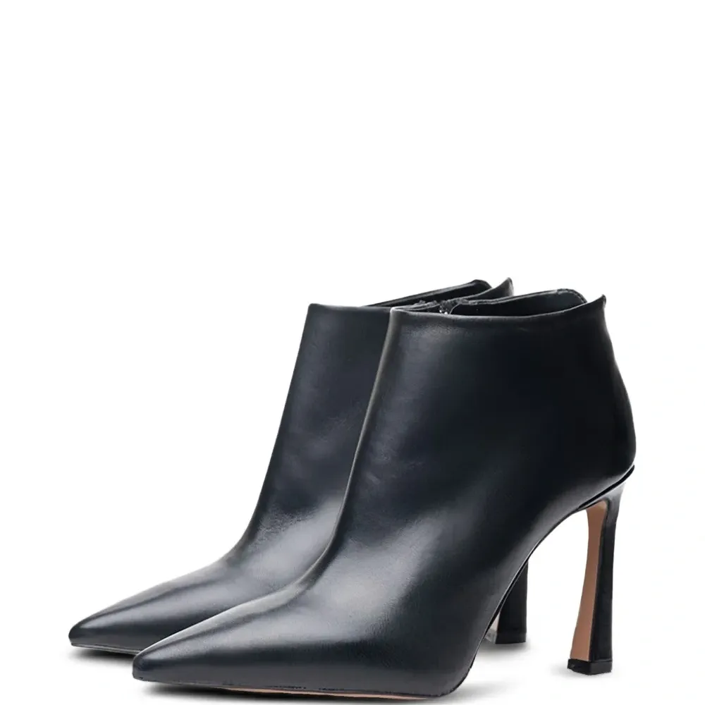 Ботильоны с заострённым носком