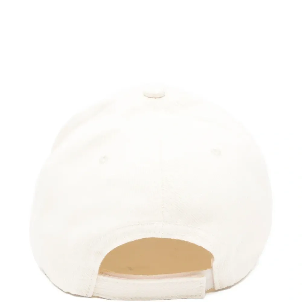 Бейсболка с нашивкой-логотипом Бейсболка с нашивкой-логотипом