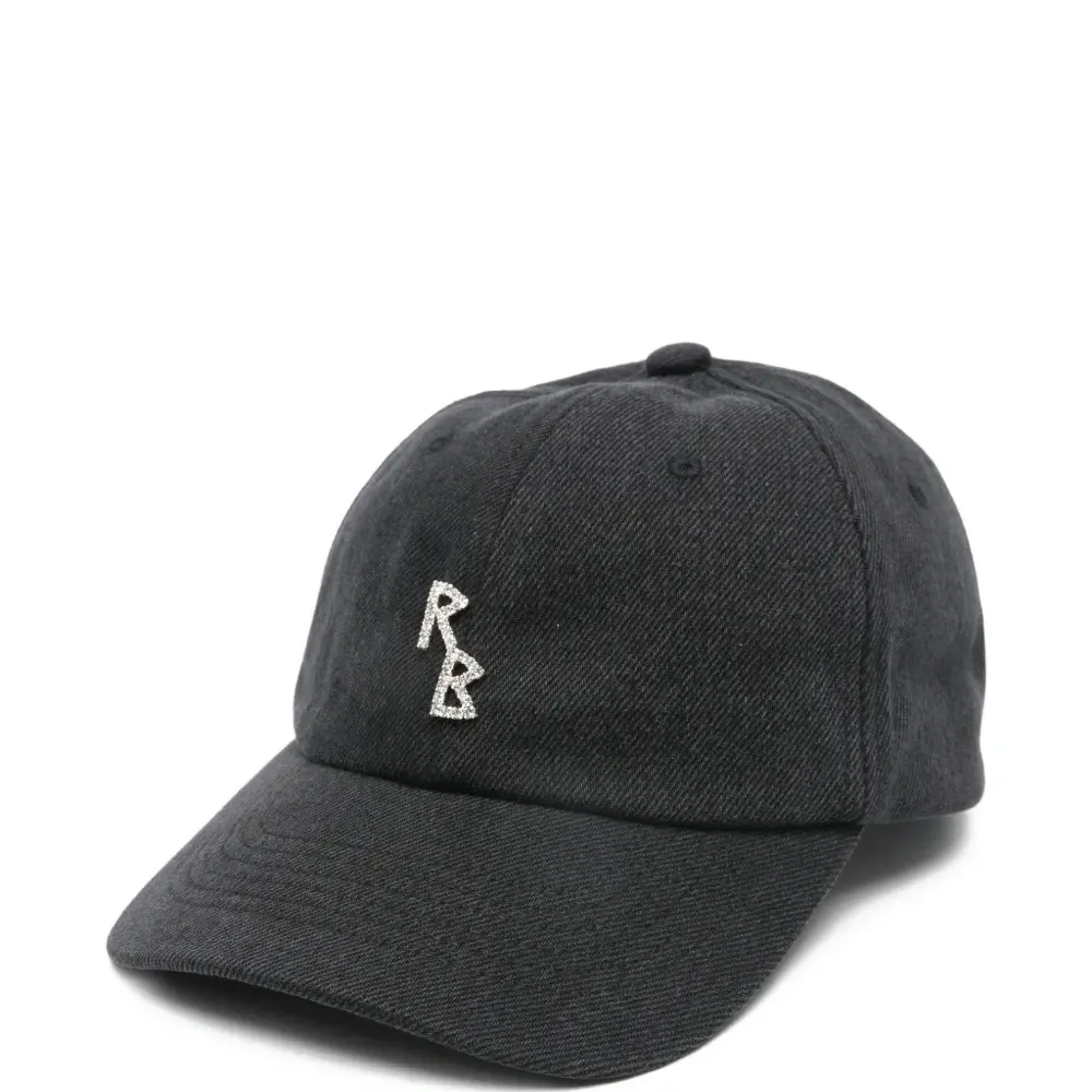 Декорированная бейсболка Декорированная бейсболка