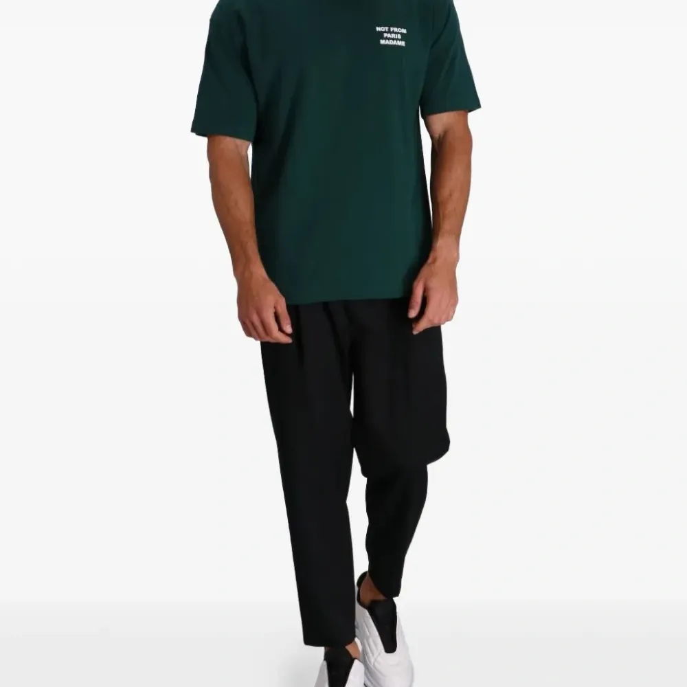 Футболка с круглым вырезом