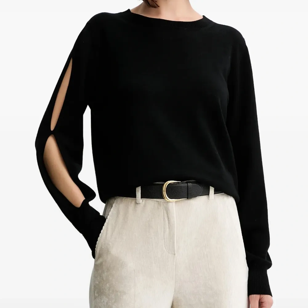 Топ с вырезами на рукавах Топ с вырезами на рукавах