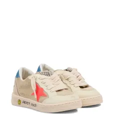 Кеды со звёздами на шнуровке