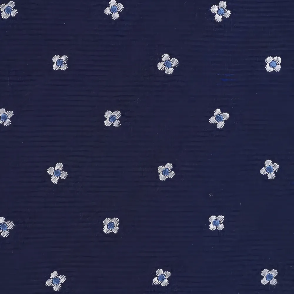 Галстук с геометричным узором