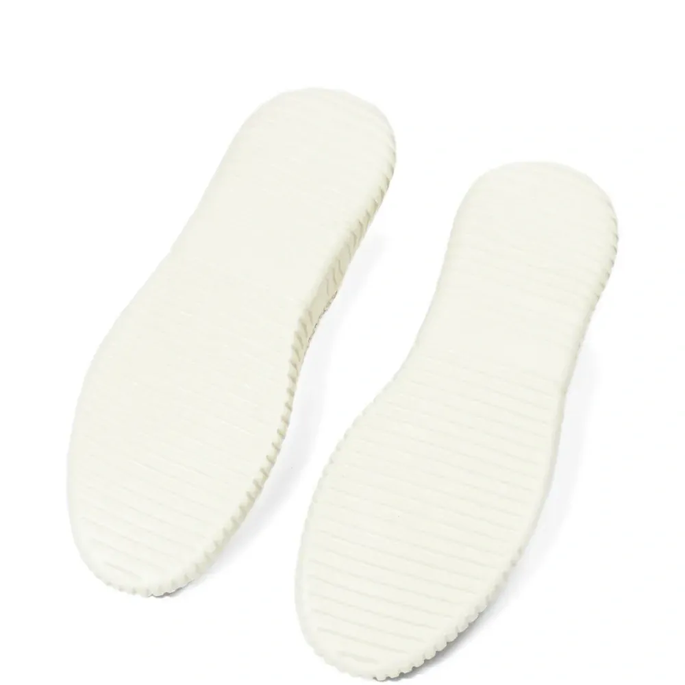 Сетчатые кроссовки