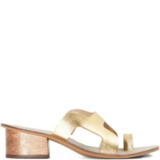 Босоножки Calçadão на каблуке