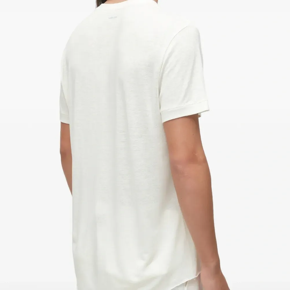 Футболка с короткими рукавами