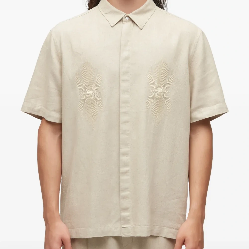 Вышитая рубашка