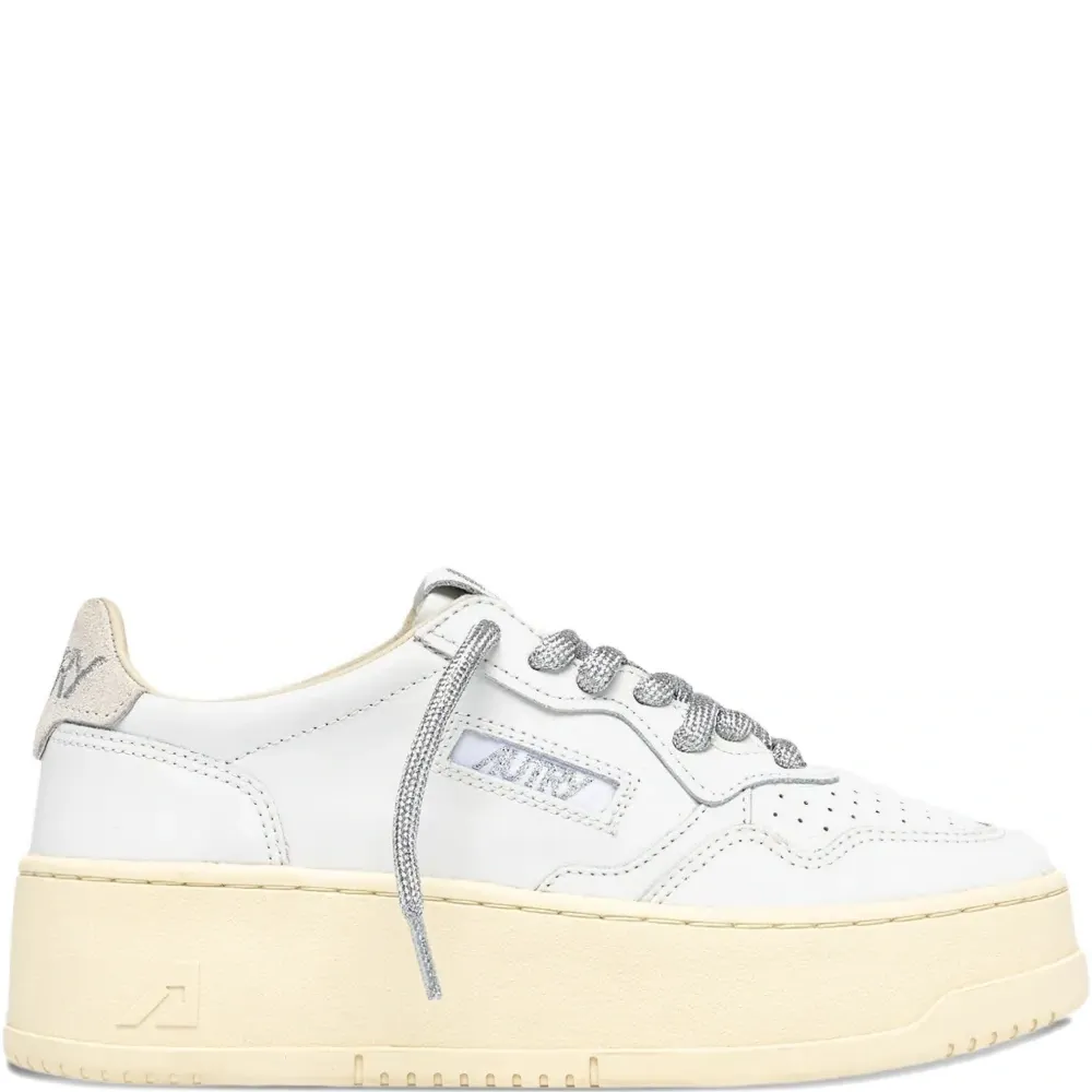 Кожаные кроссовки