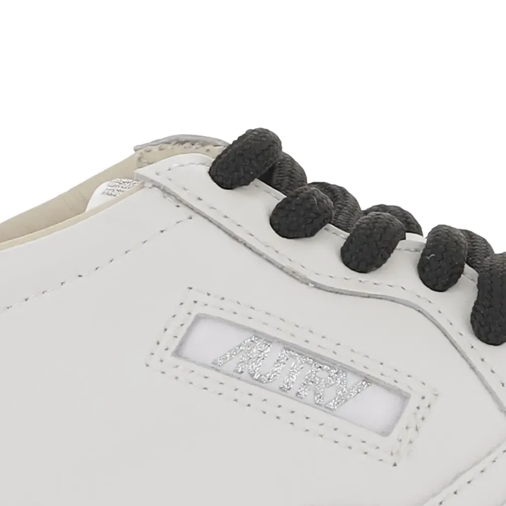 Кроссовки с леопардовым принтом