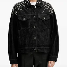Джинсовая куртка с украшениями Джинсовая куртка с украшениями