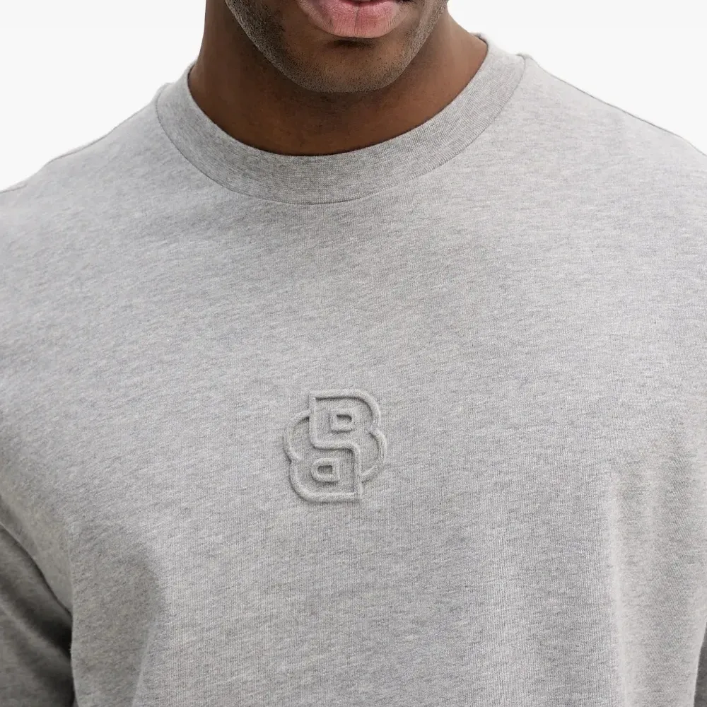 Футболка с логотипом