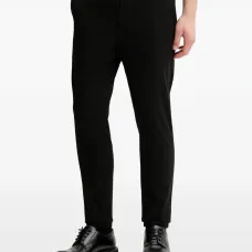 Брюки на пуговицах