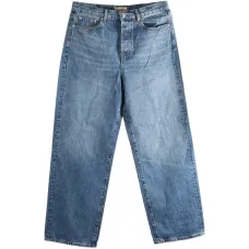 Джинсы с пятью карманами