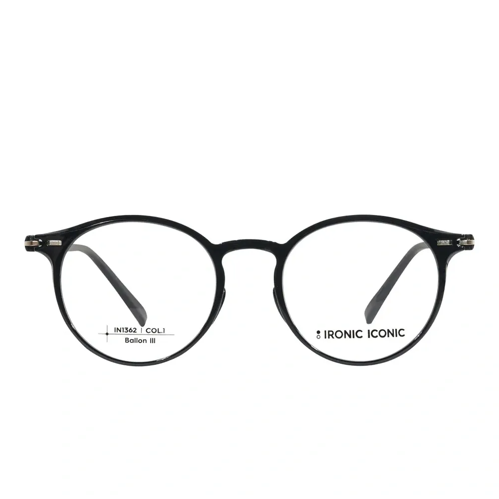 Очки в круглой оправе