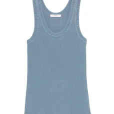 Ребристый топ с декоративными камнями