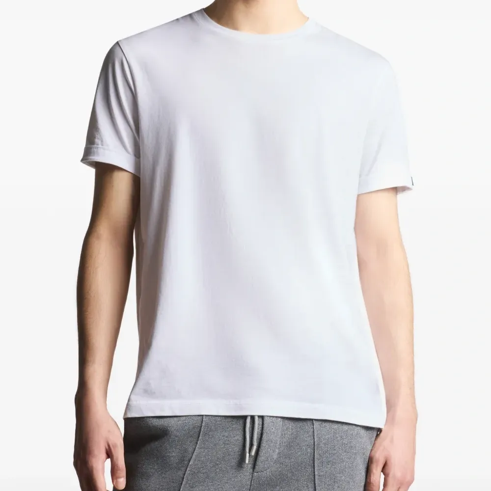 Футболка с круглым вырезом